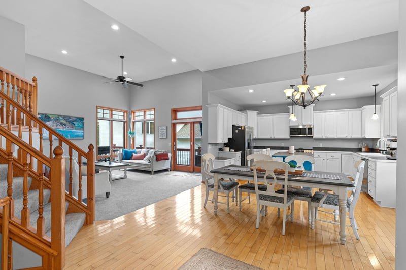 1361 Foxtail Glen, Mayer, MN 55360