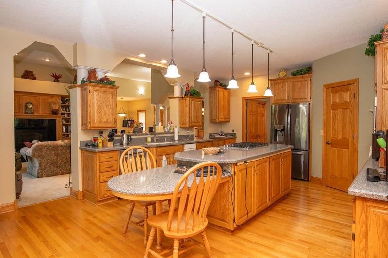 9311 Harpers Ct NE, Blaine, MN 55449