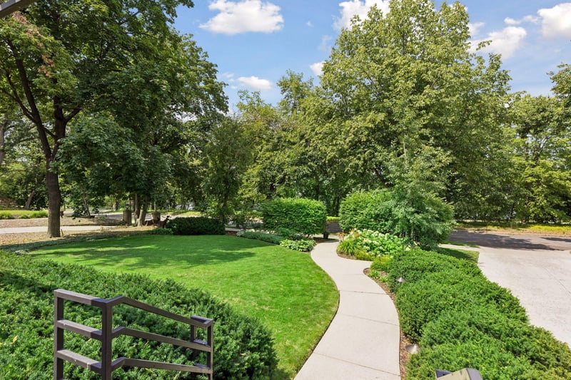 4847 E Lake Harriet Pw, Minneapolis, MN 55419