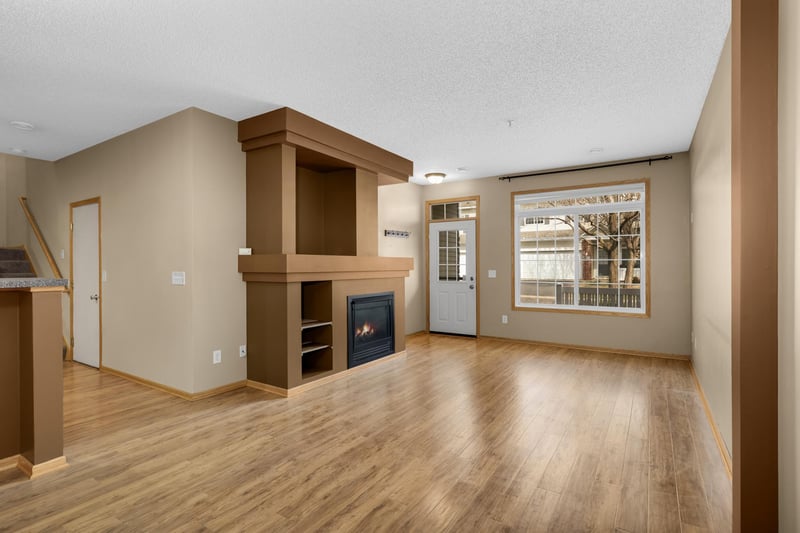 4843 Bisset Ln, Inver Grove Heights, MN 55076
