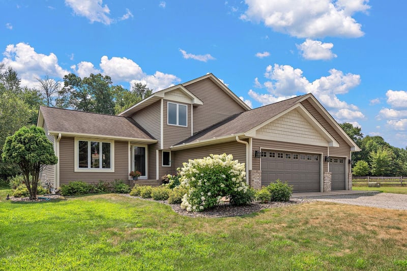 5370 226th Ave NE, Bethel, MN 55005
