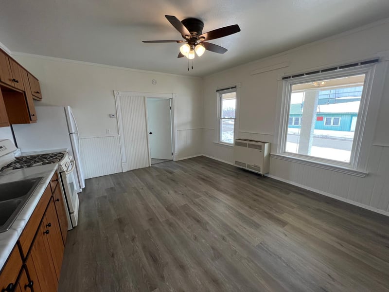 81 Linden Ave W, Kimball, MN 55353