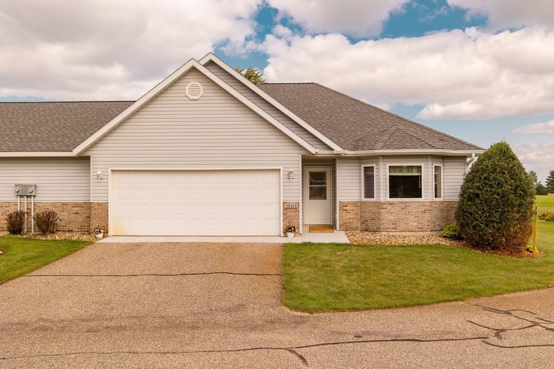 39314 Wild Rose Ct, Sauk Centre, MN 56378