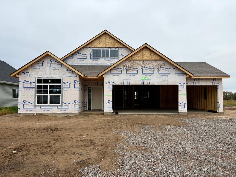 1503 Victory Ln NE, Isanti, MN 55040