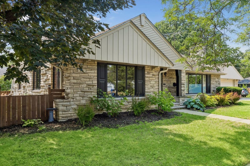 2032 Sheridan Ave, Saint Paul, MN 55116
