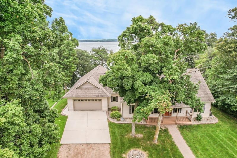14449 E Fox Lake Rd, Detroit Lakes, MN 56501
