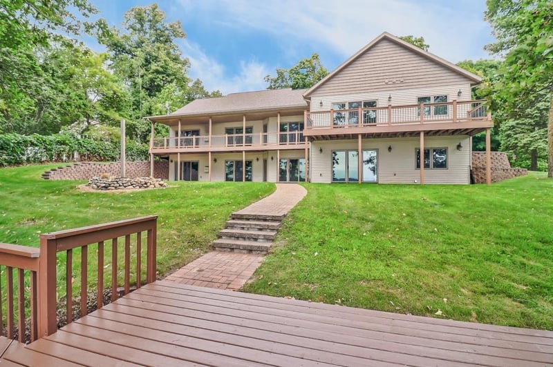 14449 E Fox Lake Rd, Detroit Lakes, MN 56501