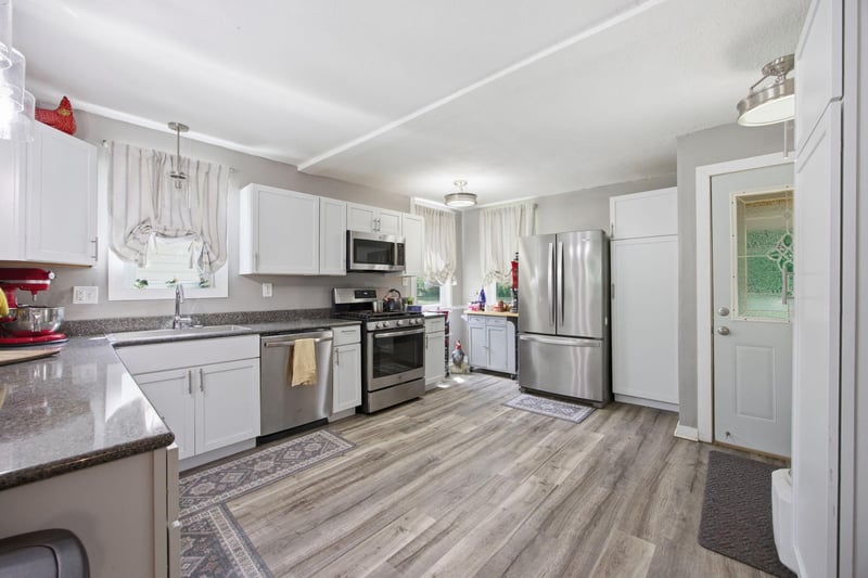 510 Mississippi St NE, Fridley, MN 55432