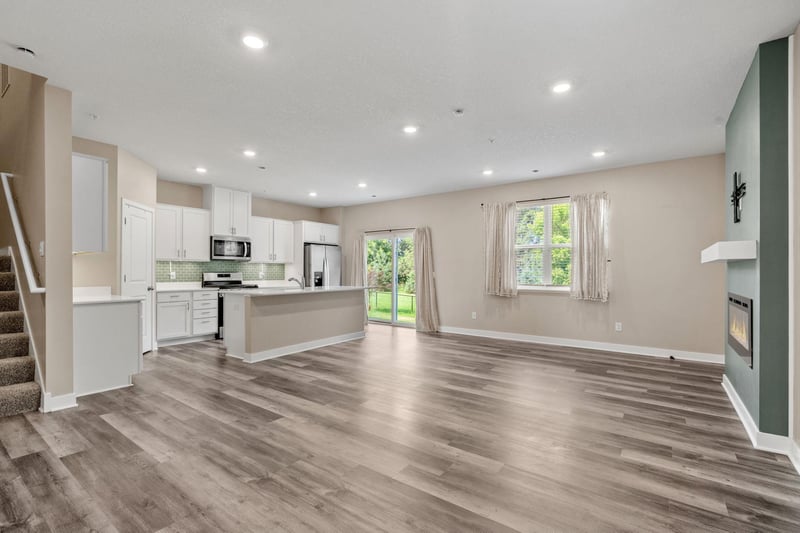 16308 Jaffna Pl, Lakeville, MN 55044