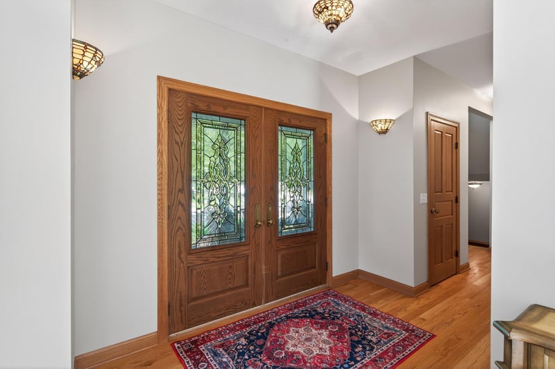 11224 Halstead Trl, Woodbury, MN 55129