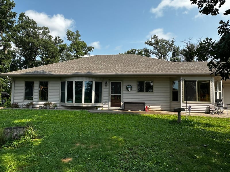 52404 320th St, Blooming Prairie, MN 55917