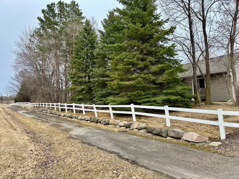 7616 Fox Creek Ct, Rockford, MN 55373