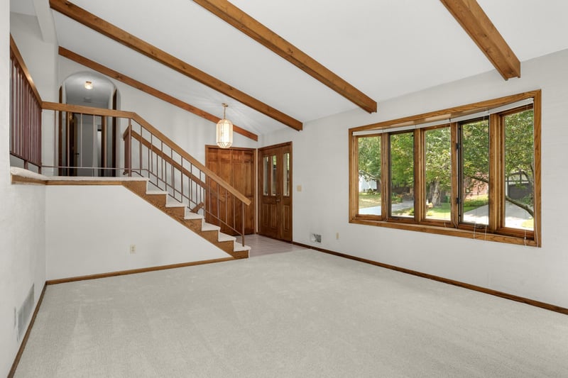 4695 Kent St, Shoreview, MN 55126