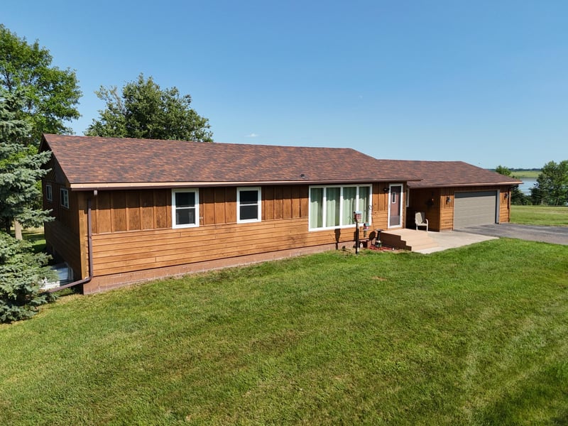 47895 165th St, Morris, MN 56267