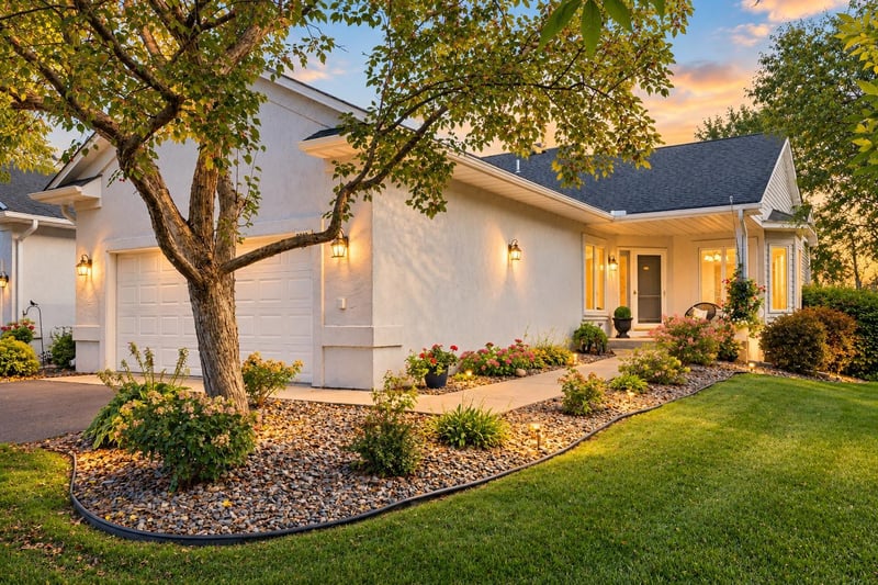 9296 Tewsbury Bend, Maple Grove, MN 55311