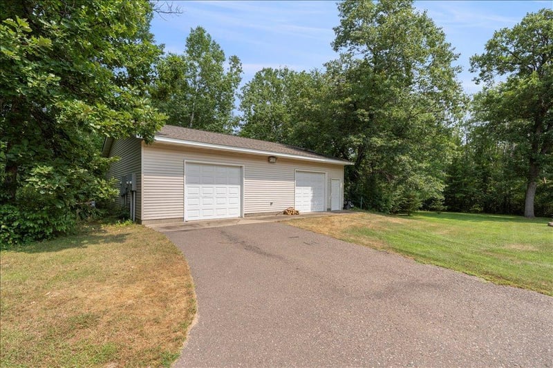 13682 Oak Hollow Rd, Brainerd, MN 56401