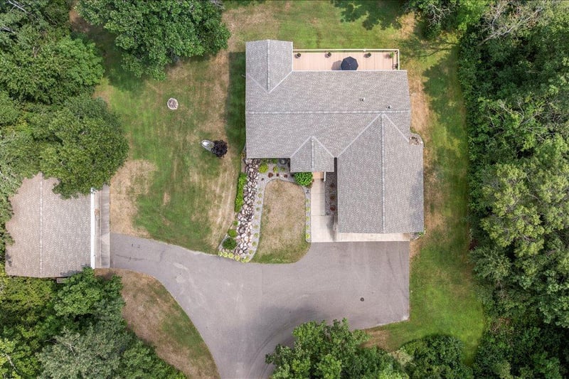 13682 Oak Hollow Rd, Brainerd, MN 56401