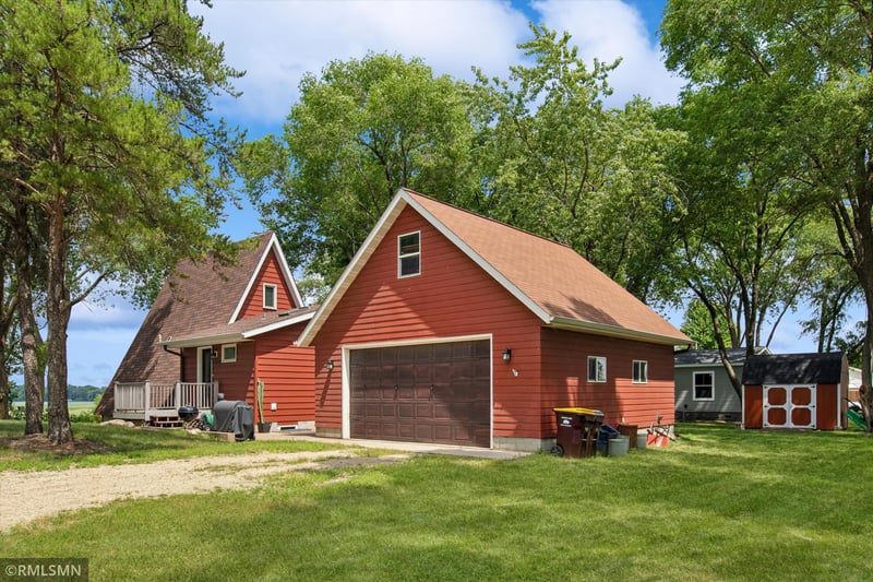 1993 300th Street Way, Cannon Falls, MN 55009
