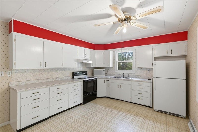 34711 N Shoal Lake Rd, Grand Rapids, MN 55744