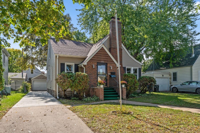 1200 Idaho Ave W, Saint Paul, MN 55108