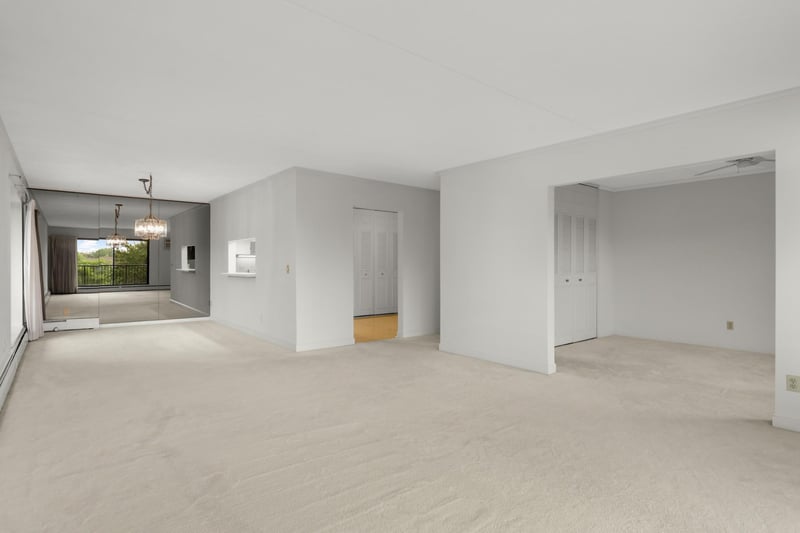 10521 Cedar Lake Rd #519, Minnetonka, MN 55305