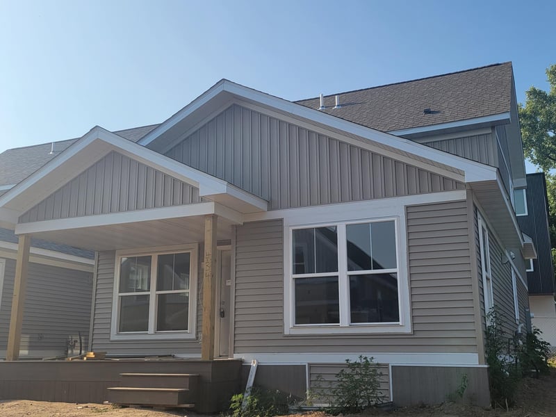 434 Rivoli Dr, Saint Paul, MN 55130