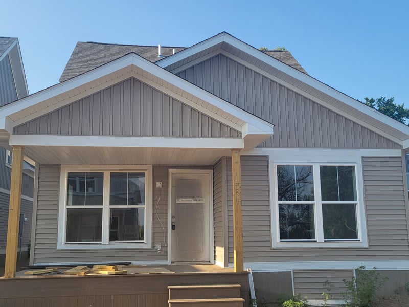 434 Rivoli Dr, Saint Paul, MN 55130