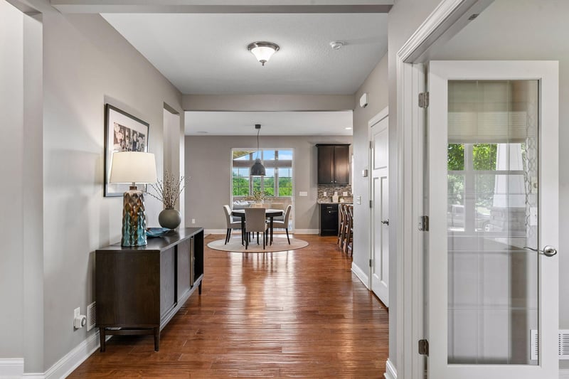 2545 Heron Ln, Victoria, MN 55386