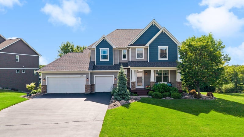 2545 Heron Ln, Victoria, MN 55386
