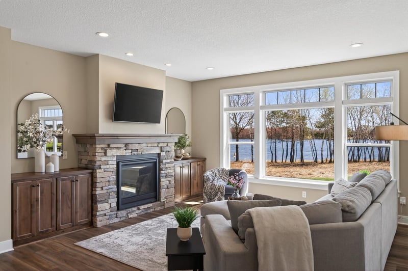 25415 Farmstead Ln, Wyoming, MN 55092
