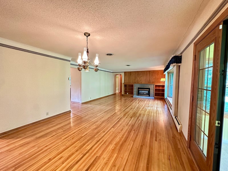 8298 4th Ave, Lino Lakes, MN 55014