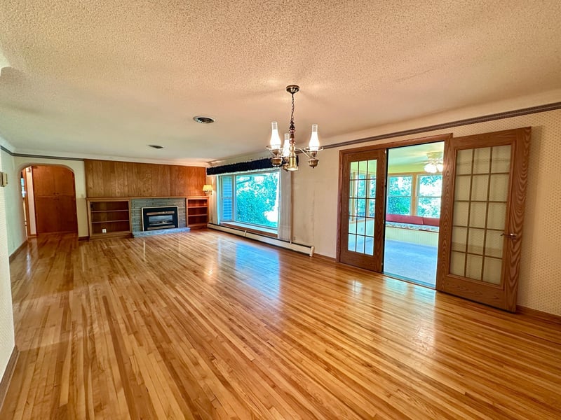 8298 4th Ave, Lino Lakes, MN 55014
