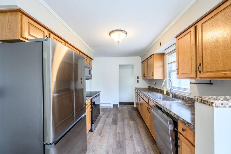 2434 9th Ave E, Hibbing, MN 55746