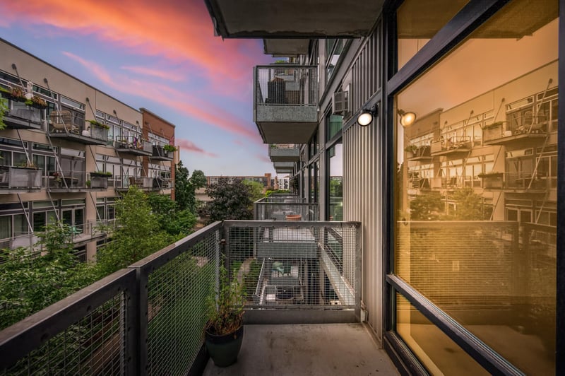 720 4th St N #310, Minneapolis, MN 55401
