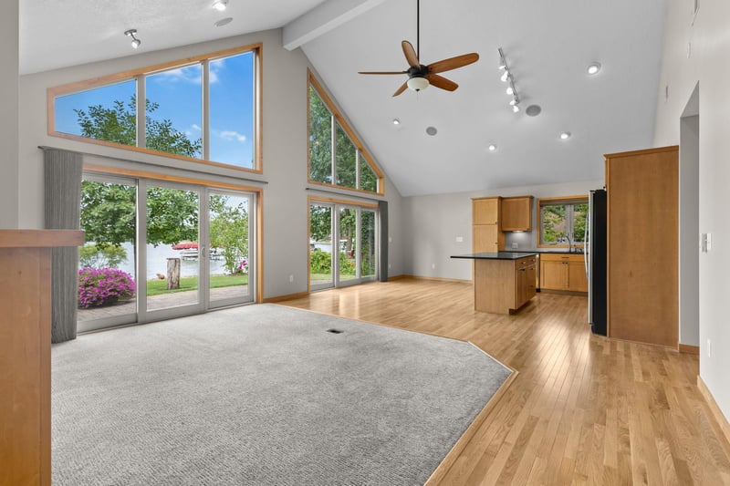 17416 Roberds Lake Ct, Faribault, MN 55021