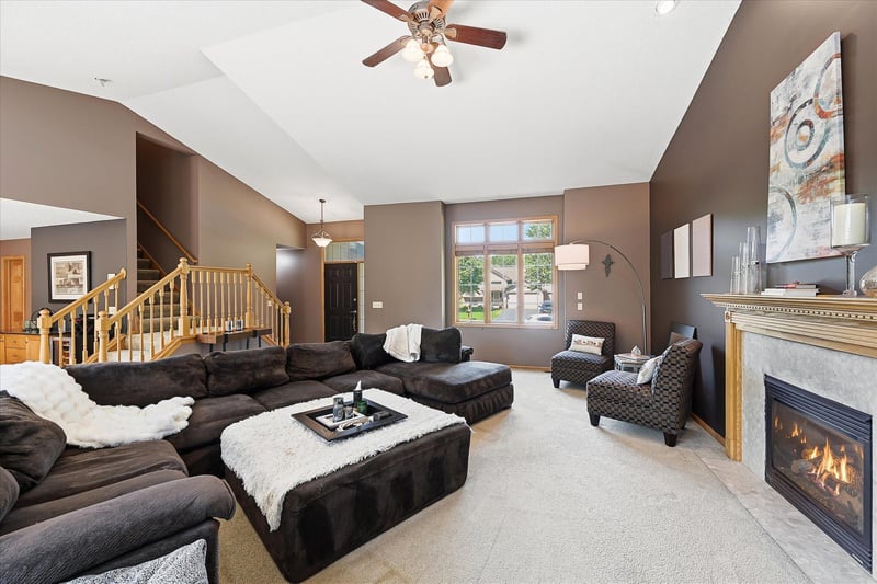 15921 Xeon St NW, Andover, MN 55304