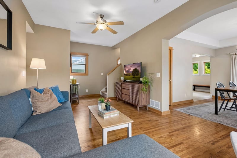 5557 Aldrich Ave S, Minneapolis, MN 55419