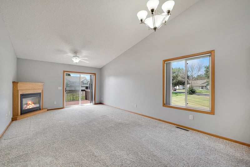 7633 Fox Creek Ct, Greenfield, MN 55373