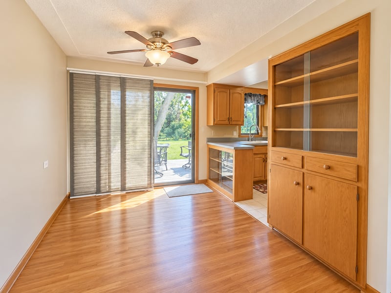 3007 Nash Rd, Brooklyn Center, MN 55429