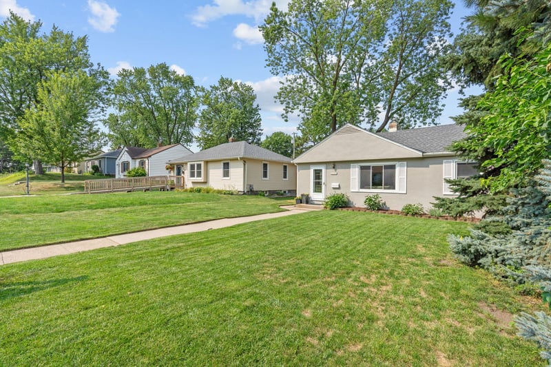 6816 Washburn Ave S, Richfield, MN 55423