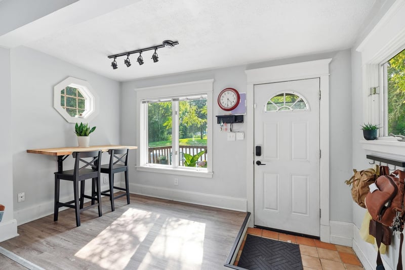 332 Duke St, Saint Paul, MN 55102