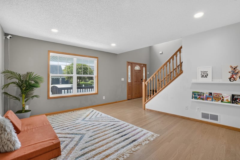 945 Westchester Ave, Shakopee, MN 55379