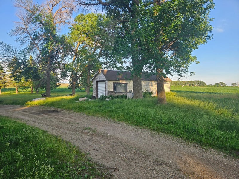 14899 SW 72nd Ave, Ellendale, MN 56026