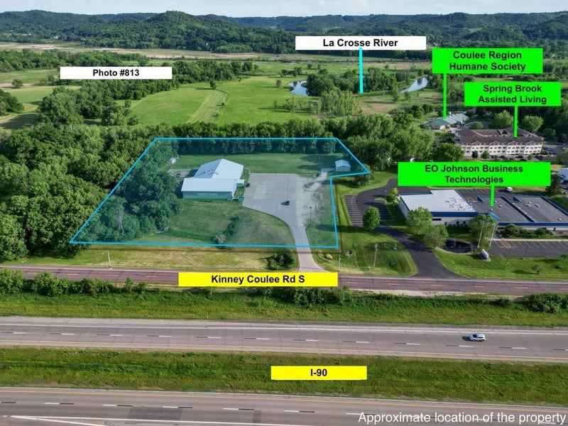 3340 S Kinney Coulee Rd, Onalaska, WI 54650