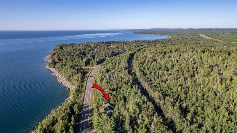 5845 N Shore Dr, Duluth, MN 55804