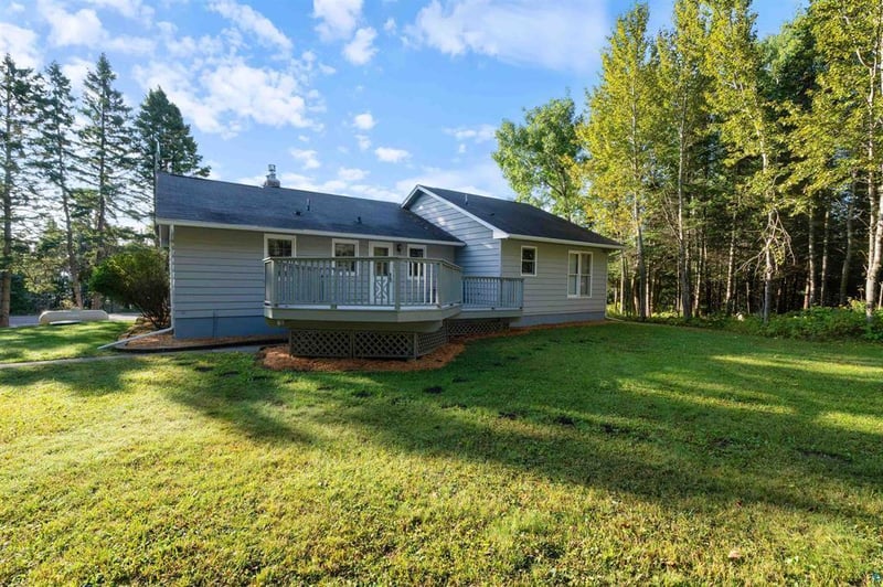 5845 N Shore Dr, Duluth, MN 55804
