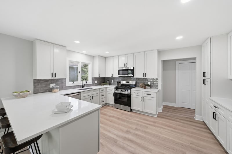 2882 Rice Creek Ter, New Brighton, MN 55112