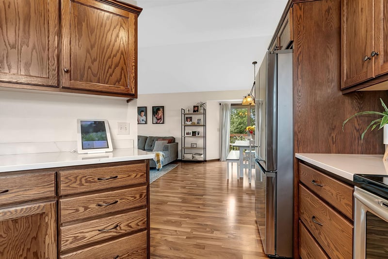 105 Estate Dr, Avon, MN 56310