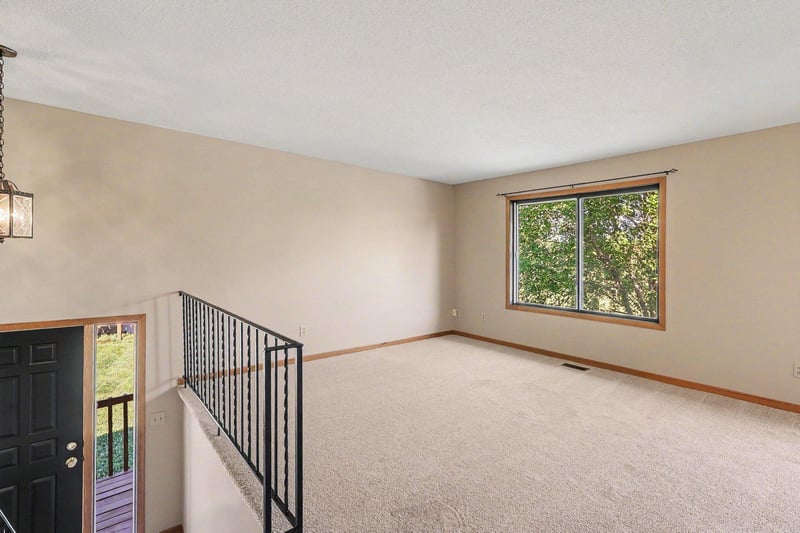 7803 Upper 167th St W, Lakeville, MN 55044