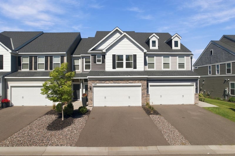 11271 Brookview Rd, Woodbury, MN 55129